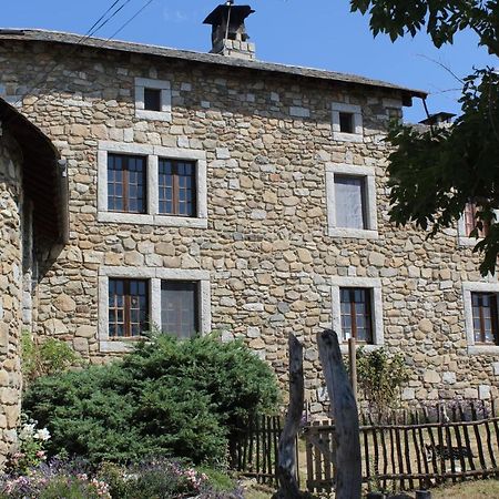 Apartamento Ferme de Béna Enveitg Exterior foto